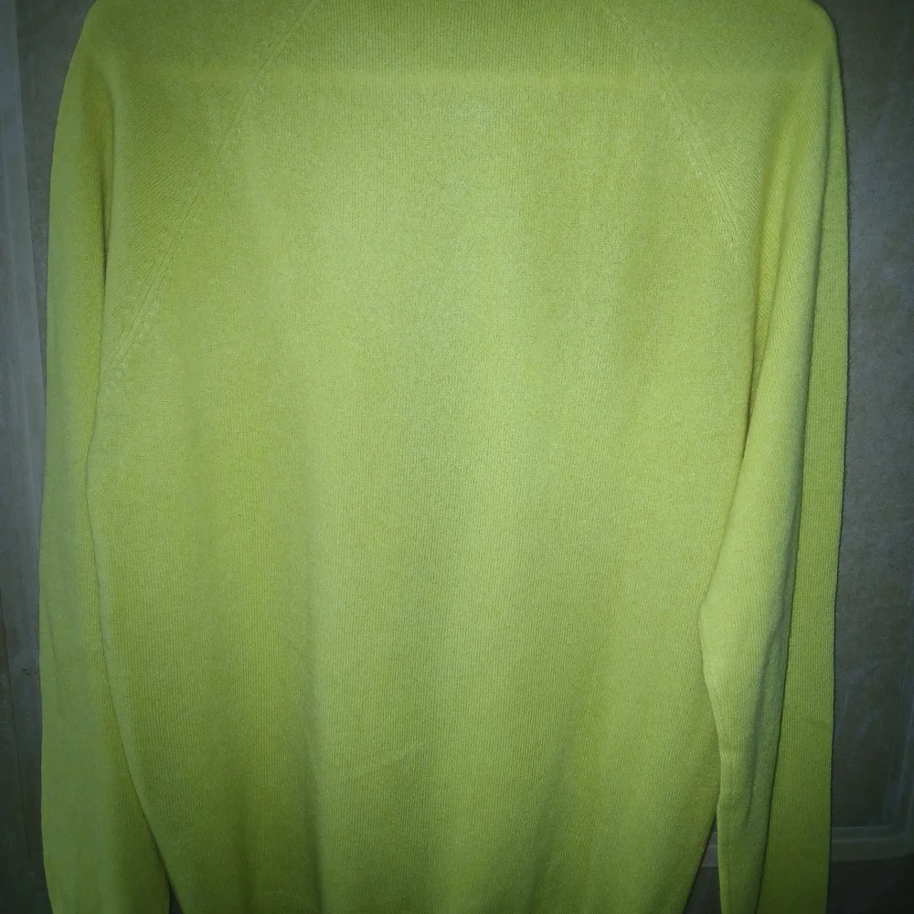 Supreme Yellow Men's Sweater - Picture 2 of 3
